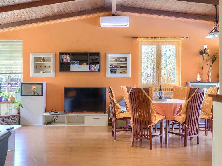 Fully equipped house with terrace, BBQ & garden | Dogs allowed — photo 3