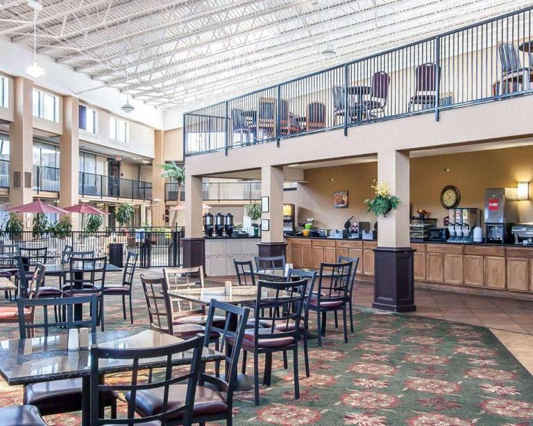 Clarion Inn Murfreesboro Old Fort Pkwy — photo 3