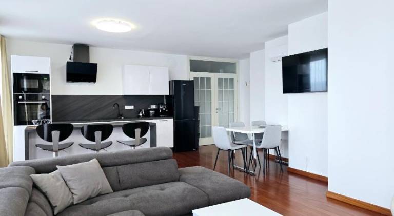 Holiday apartment with 2 rooms for 6 persons in Opatija