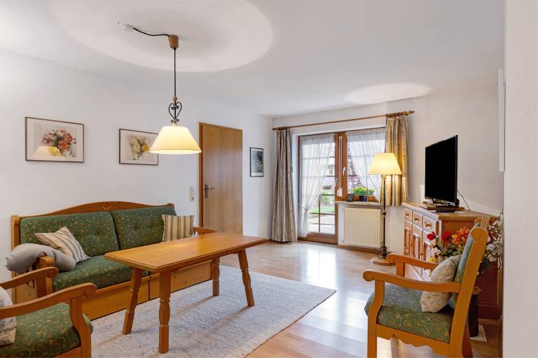 Rental apartment with garden, terrace & fast internet | Garden view | Beach nearby | Dogs allowed — photo 4
