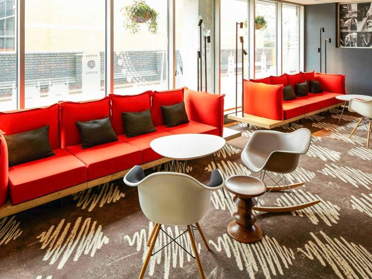 Ibis London Heathrow Airport — photo 3