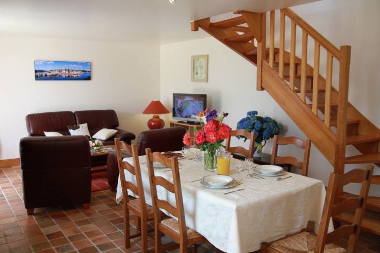 Gite with terrace, barbeque & yard | Pet-friendly — photo 4