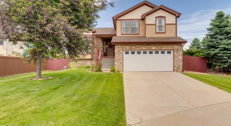 Vacation home with 4 rooms for 8 persons in Aurora, CO
