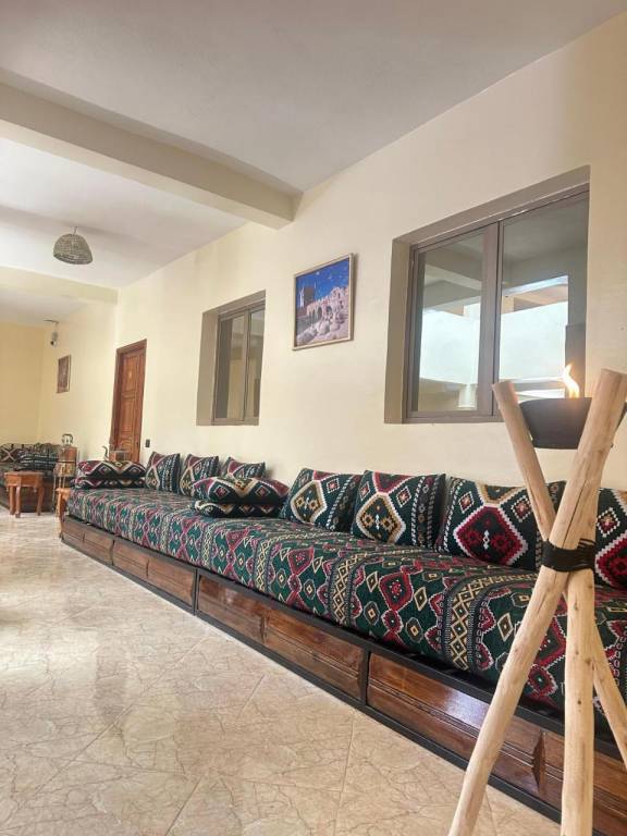 Pleasant lodge with garden, pool & grill | Pets allowed — photo 3