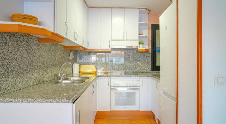 Apartment with 2 rooms for 4 persons — photo 2