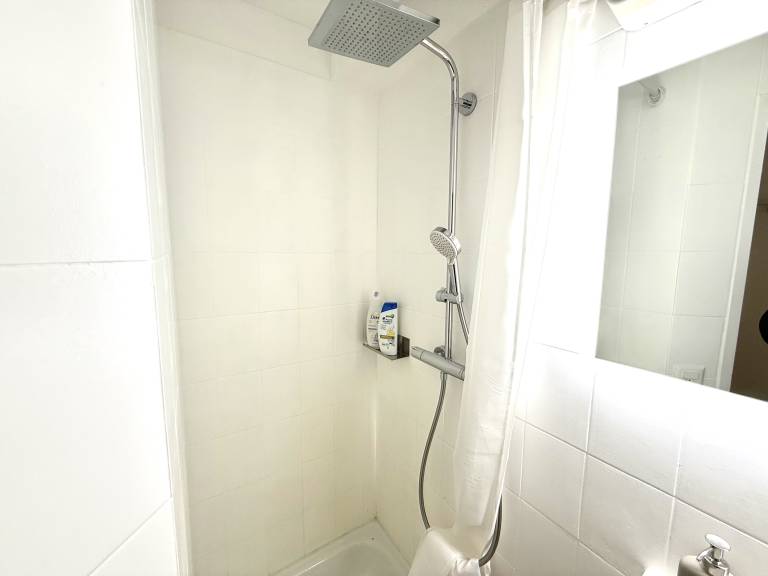 Pleasant apartment with BBQ, sauna & heated pool | Mountain view | Ski nearby | Pets allowed — photo 5