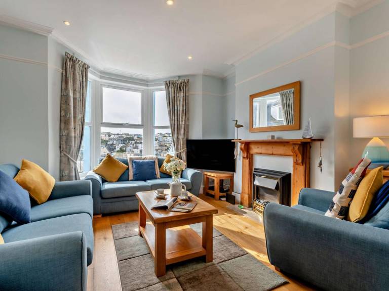 Fully equipped cottage with patio & garden | Water view | Dogs allowed in Paignton