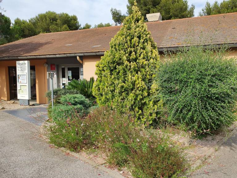 Campanile NATURE - Martigues in Martigues