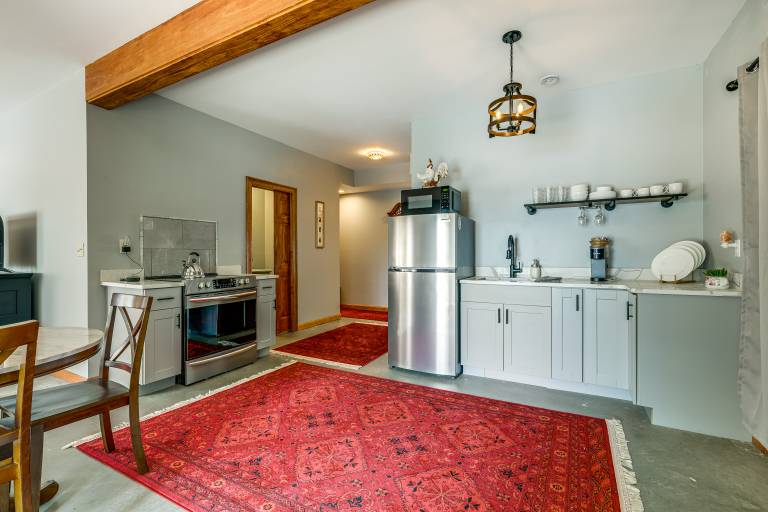 Lakefront Orange Vacation Rental - Pet Friendly! — photo 5