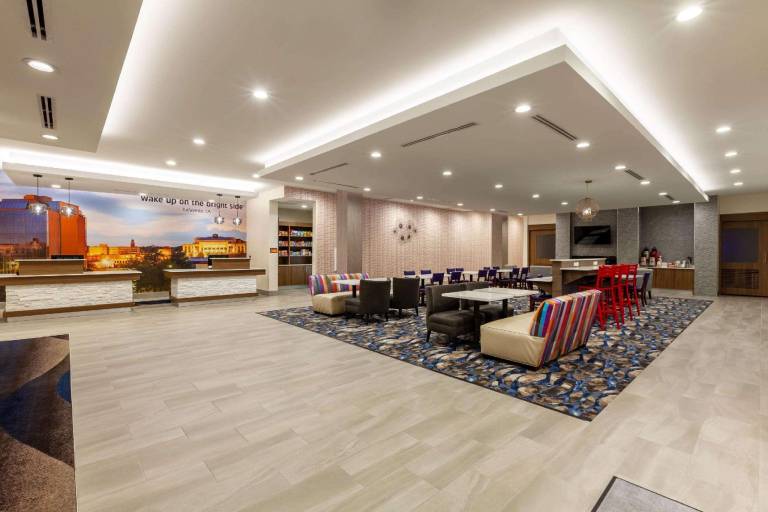 La Quinta by Wyndham Lafayette Oil Center — photo 2