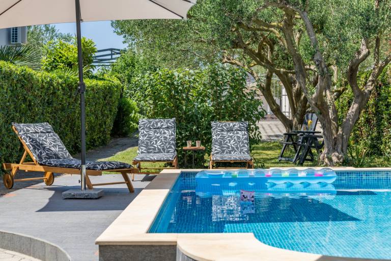 Fully equipped villa with patio, private pool & BBQ | Sea view | Pets are welcome — photo 5