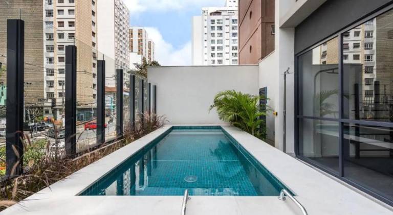 Apartment with pool — photo 5