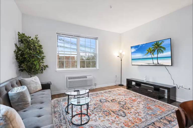 2 Bed/2 Bath Condo: Only 25 Minutes from Soho NYC in Jersey City, NJ