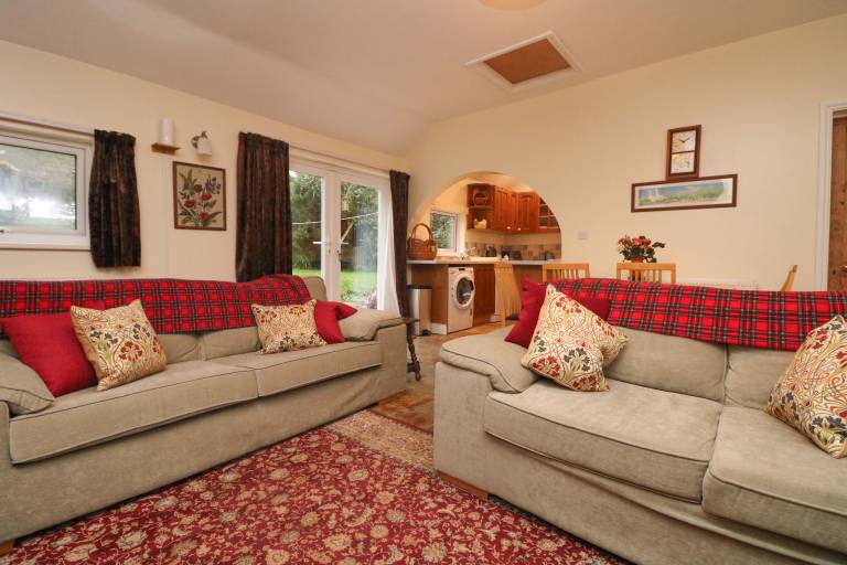 Family-friendly wonderful cottage with yard | Beach view | Pets allowed — photo 5