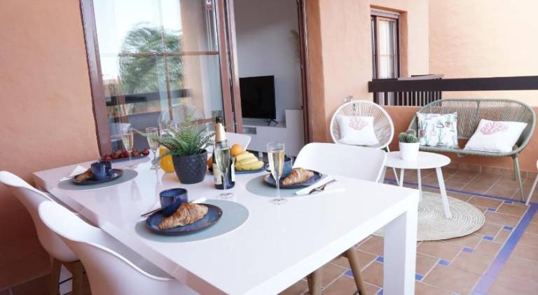 Holiday apartment with pool in Benahavis