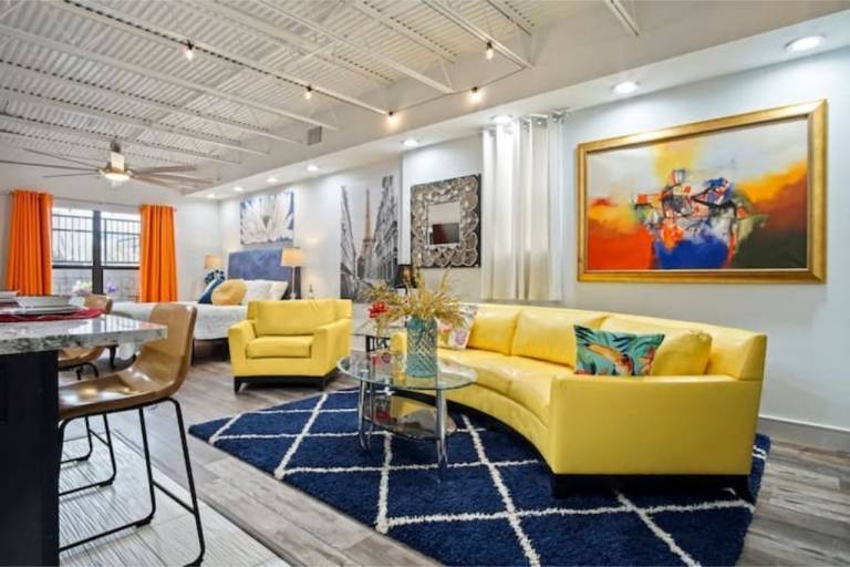 Condo Metro Park