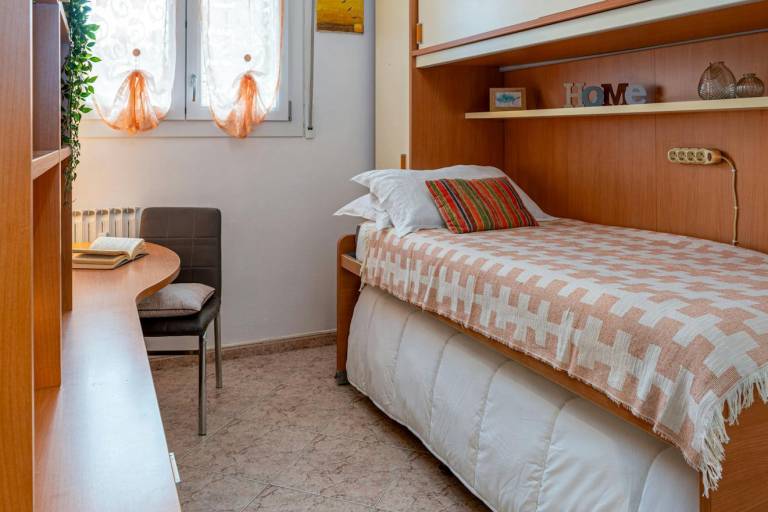 Holiday apartment with 2 rooms for 4 persons — photo 2