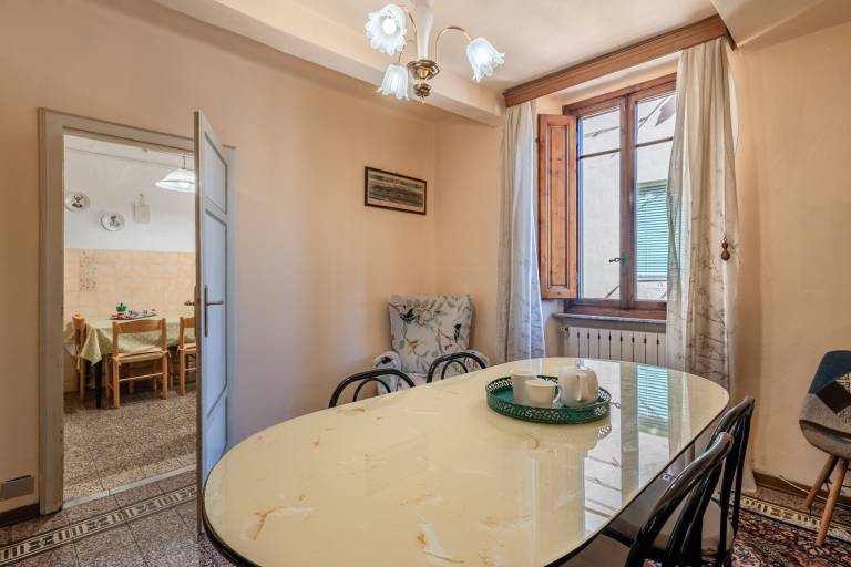 Beautiful holiday apartment with fast internet | Next to Lucca Cathedral | Garden view | Suitable for remote work | Pets are welcome — photo 5