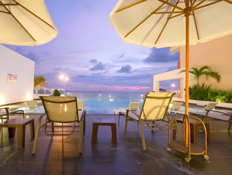Coral Island Beach View Hotel — photo 4