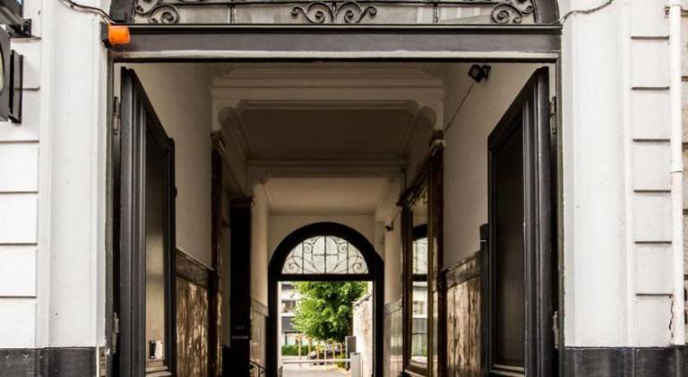 Apartment | Near Palais des Beaux-Arts de Lille — photo 5