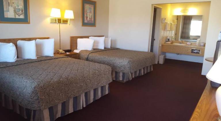 Cozy Inn — photo 2