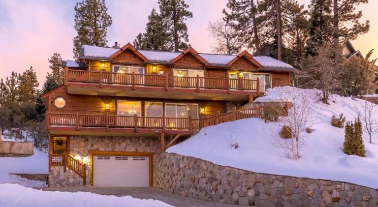Big Bear Village View Haus is a large pet and kid friendly chalet with hot tub located a short walk in Big Bear Lake, CA