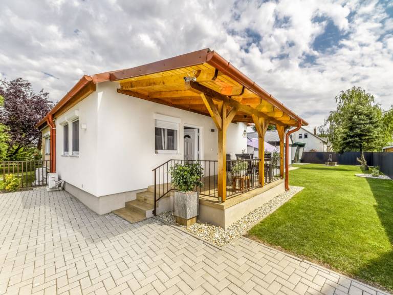 Ferienhaus  Balatonfenyves