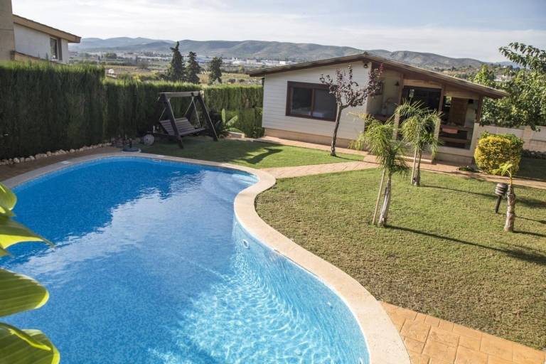 Villa  Yátova