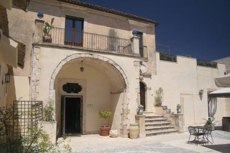 Casale Avola