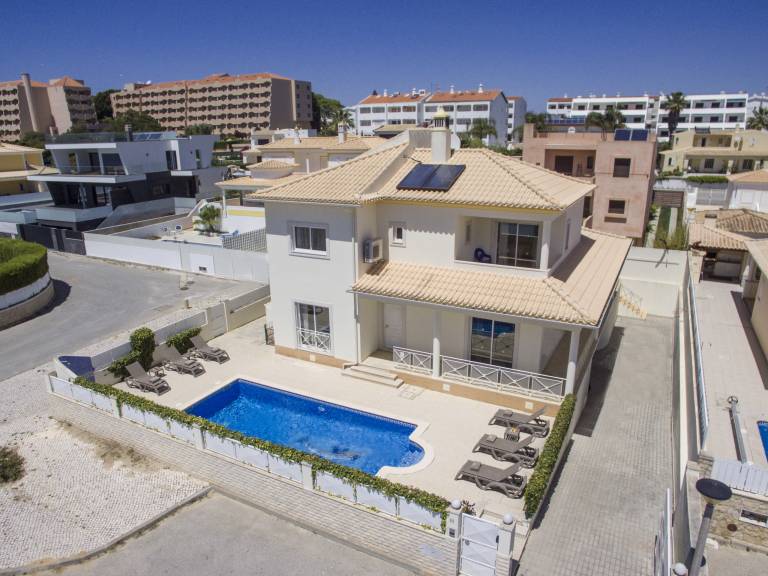 Villa with grill, yard & private pool — photo 2
