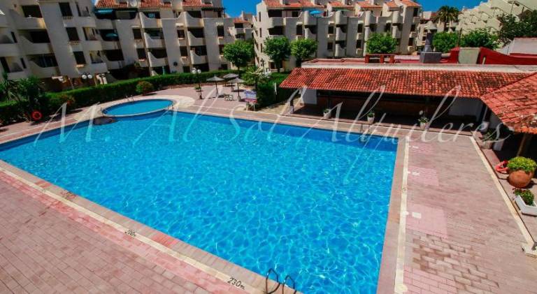 Holiday apartment with pool in Denia