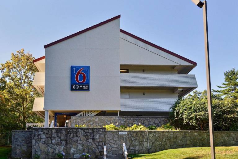 Motel 6 Nashua, NH - South in Nashua, NH