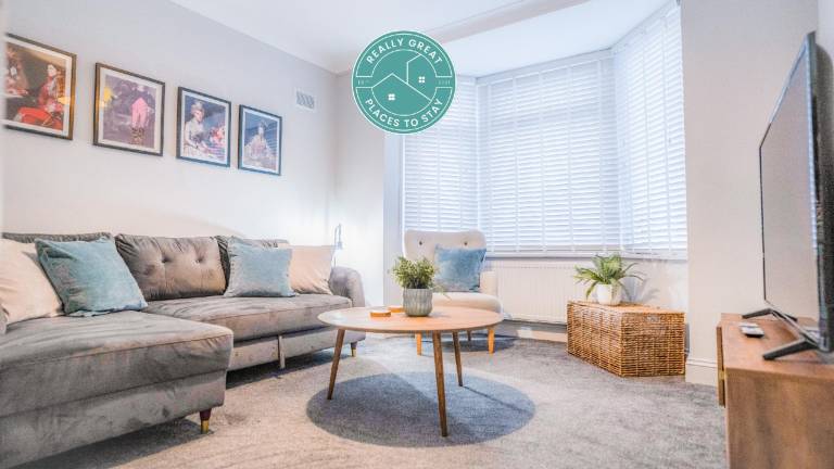 Apartment with terrace — photo 4