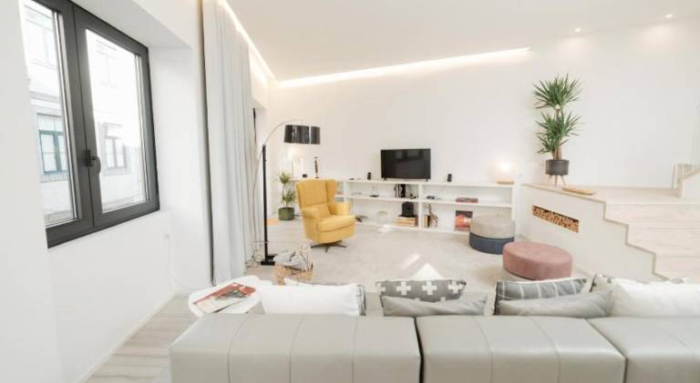 House with grill & terrace | Near Porto Cathedral | Perfect for remote work — photo 2