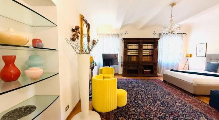 Spacious holiday apartment | Pet-friendly in Asti