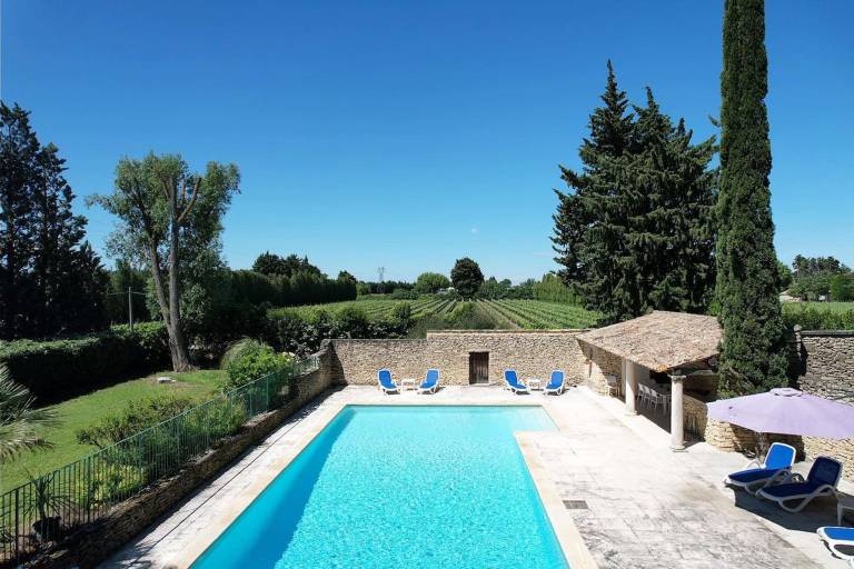 Family-friendly villa with garden, private pool & patio | Dogs allowed — photo 2