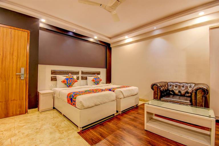 FabHotel Cozzy Inn Tilak Nagar Main Road Jayanagar
