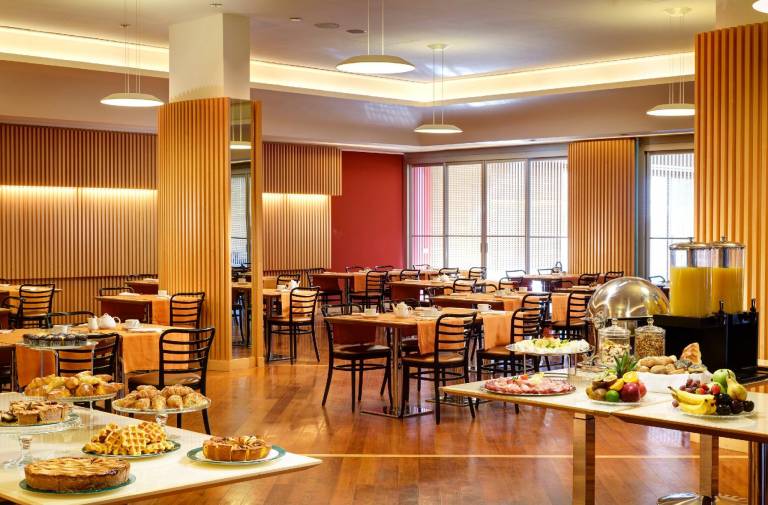 UNA HOTELS Varese — photo 4