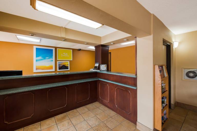 Red Carpet Inn Elkton Newark Area — photo 5