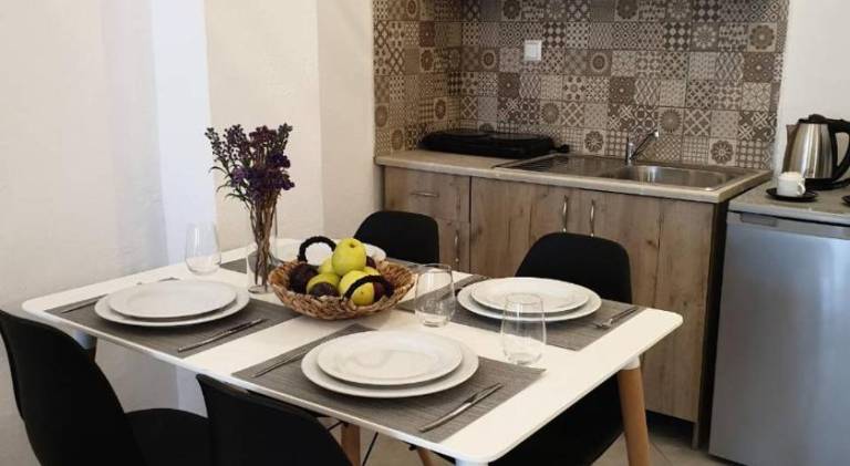 Holiday apartment with barbecue, yard & terrace — photo 5