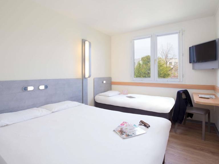Ibis budget Aubagne Paluds Agora in Aubagne