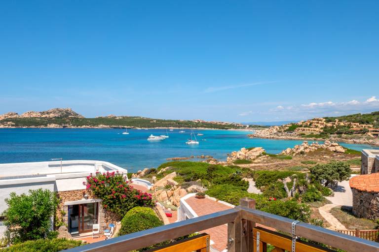 Cozy Attic Apartment "Sul Mare a Santa Teresa" with Wi-Fi, Sea View, Terrace — photo 3