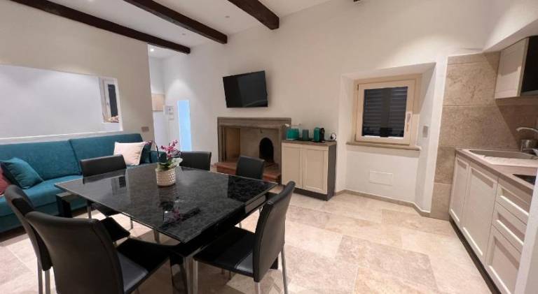 Rental apartment with 2 rooms for 6 persons — photo 2