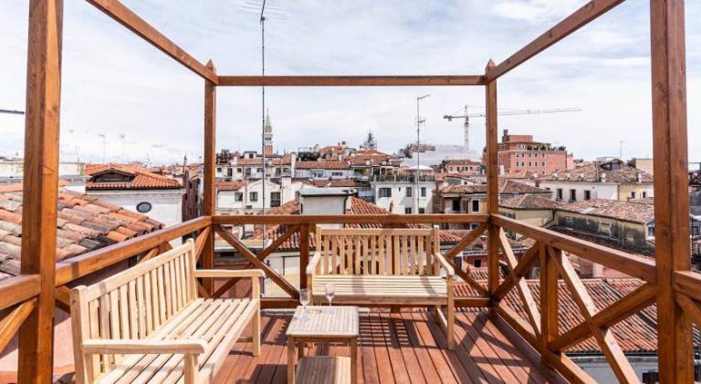 Apartment with terrace | Close to Rialto Bridge | Pets are welcome in Venice