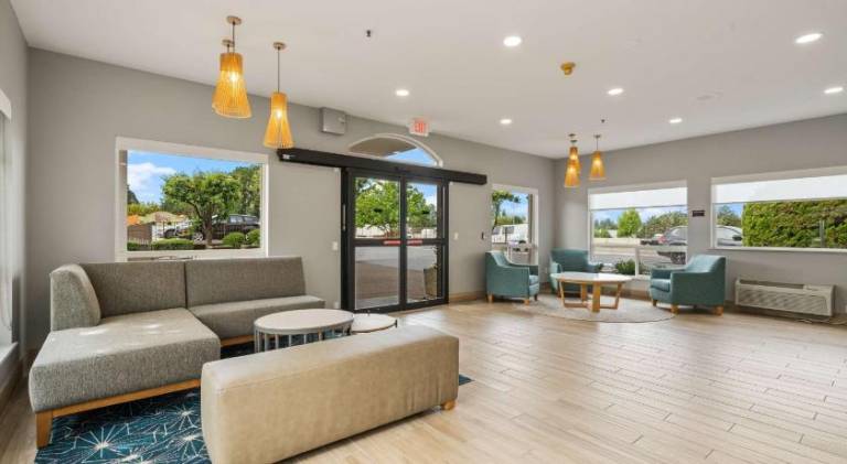 Best Western Lake Oswego/Portland Hotel & Suites — photo 2