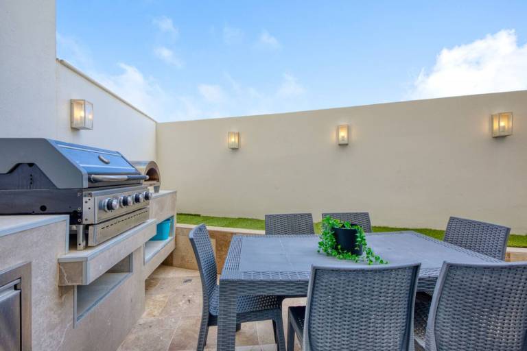 Ferienwohnung mit Hund in Żebbuġ, Birbuba für max. 4 Personen Ferienwohnung mit Hund in Żebbuġ, Birbuba für max. 4 Personen