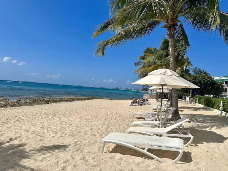 Condo Seven Mile Beach