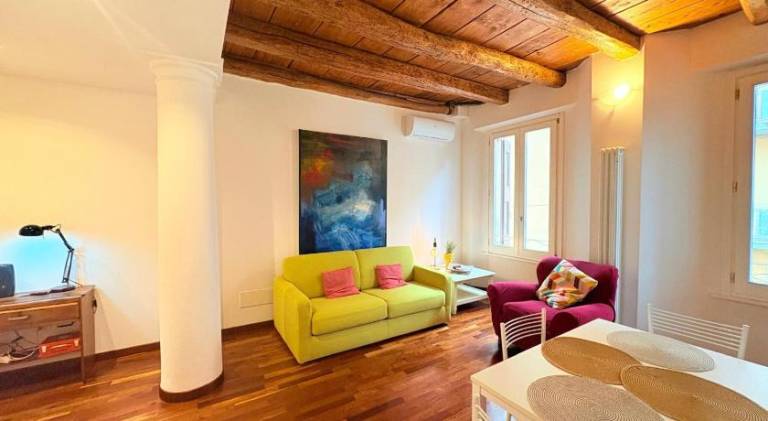 Holiday apartment | Close to Two Towers | Pet-friendly in Bologna