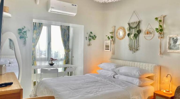Serviced apartment with pool | Good for workation in Quezon City