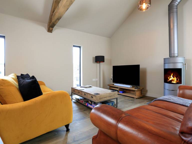 Family-friendly beautiful cottage with terrace, garden & jacuzzi | Pets allowed — photo 4